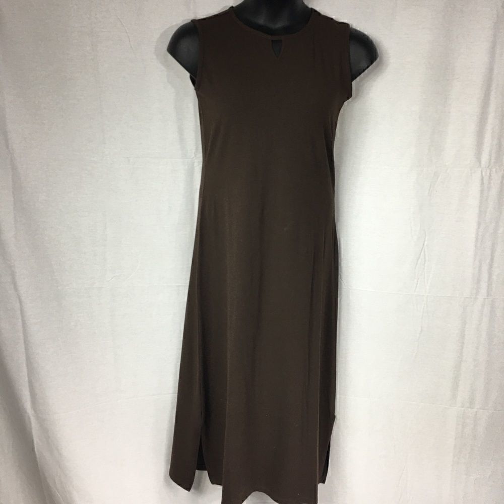 D & Co. XSP brown long sleeveless dress keyhole front